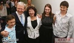 澳洲小丈夫爆料新闻最新